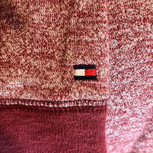 Tommy Hilfiger Men’s Light Sweater - Picture 3 of 3